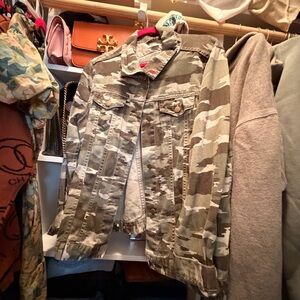 Isabel Maternity by Ingrid & Isabel Camouflage Jacket